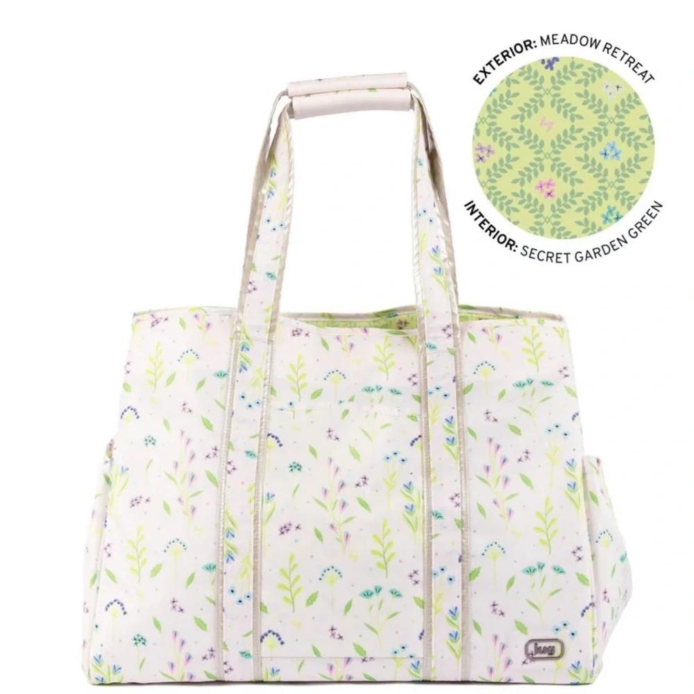 Lug Rover 2 Tote Bag NWT. Meadow Retreat. BEAUTY